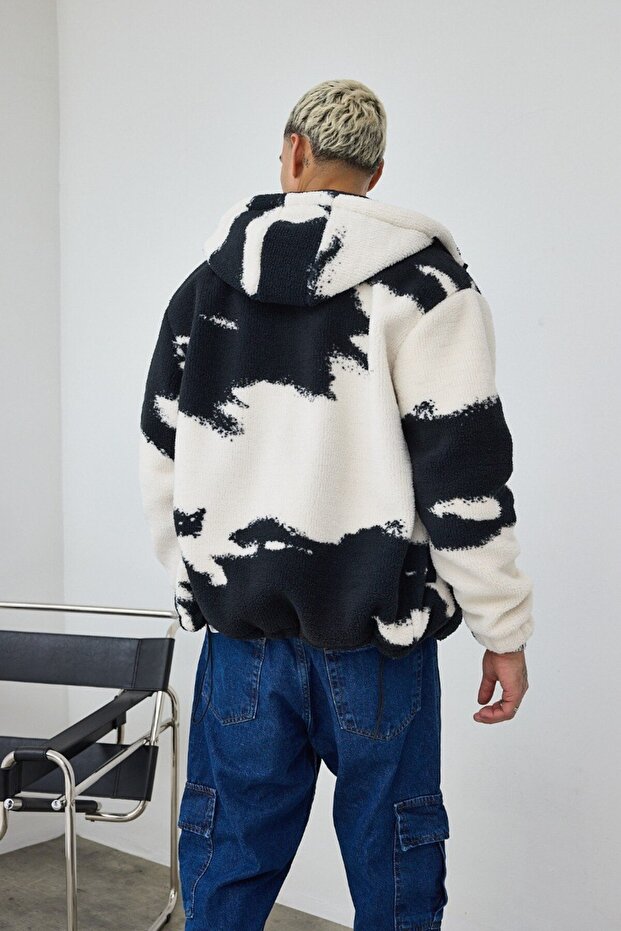 معطف من القطيفة بغطاء رأس مبطن باللون الأسود منقوش على شكل سحابة - 7