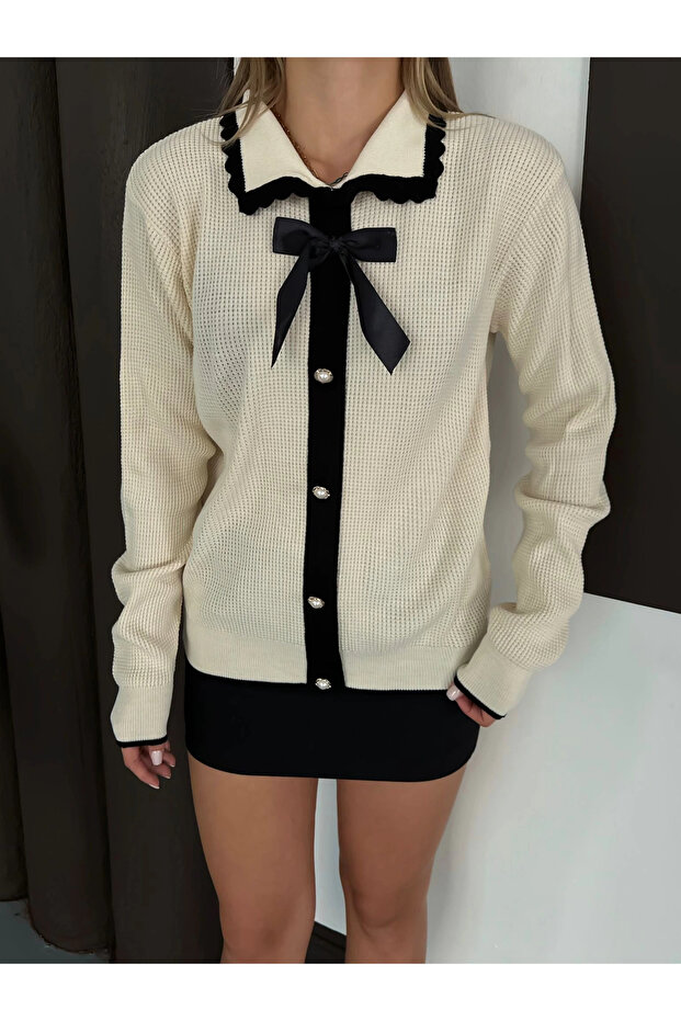 Women's Ecru Stylish Bow and Pearl Button Detailed Knitwear Blouse
