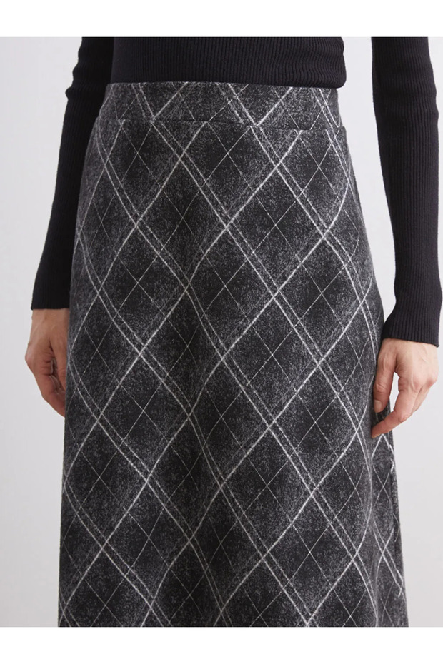 Beli Lastikli Baklava Desenli Etek - 3