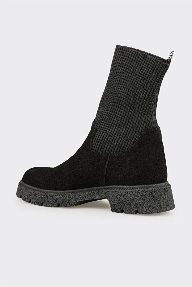 Siyah Kadın Günlük Bot - 3