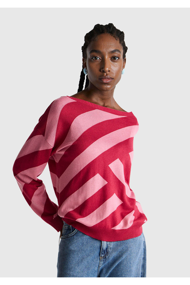 Women's Fuchsia Viscose and Wool Blend Stripe Pattern Boat Neck Sweater