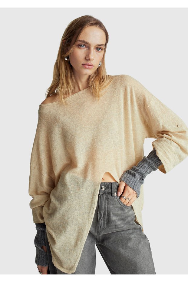 Women's ecru alpaca and wool blend button detailed waist tied sweater