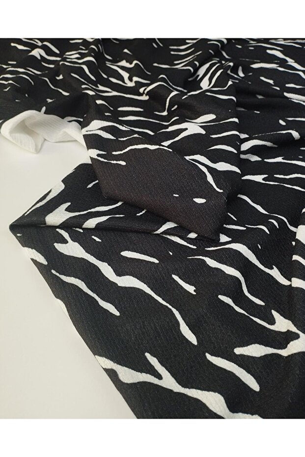 Black and White Patterned Irmak Knitted Jersey (Width 150 cm X Length 250 cm)