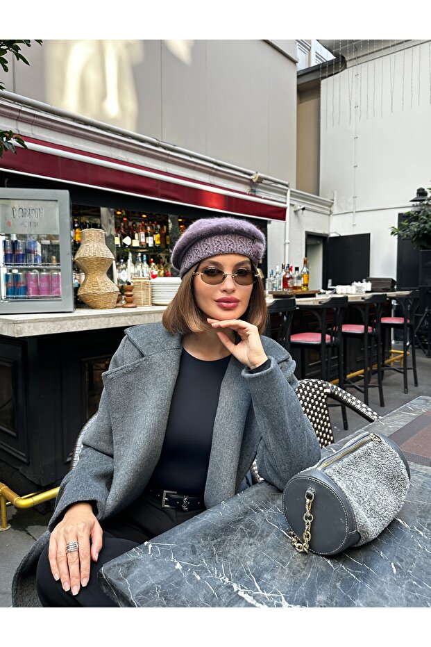 قبعة رسام أنجورا النسائية