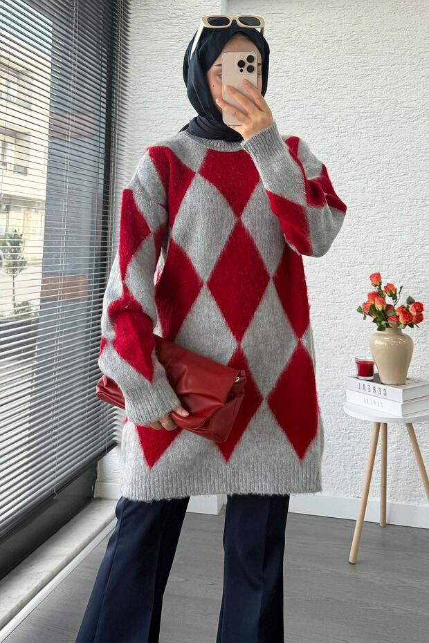 Baklava Pattern Soft Knitwear Women's Sweater – Red