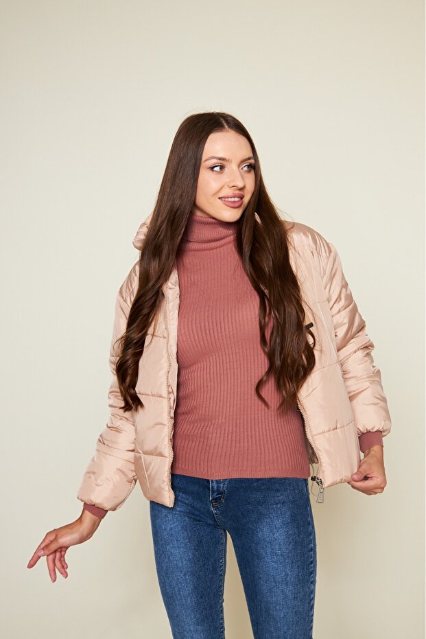 Kadın Kışlık Cepli Basic Kapüşonlu Pudra Şişme Mont - 4