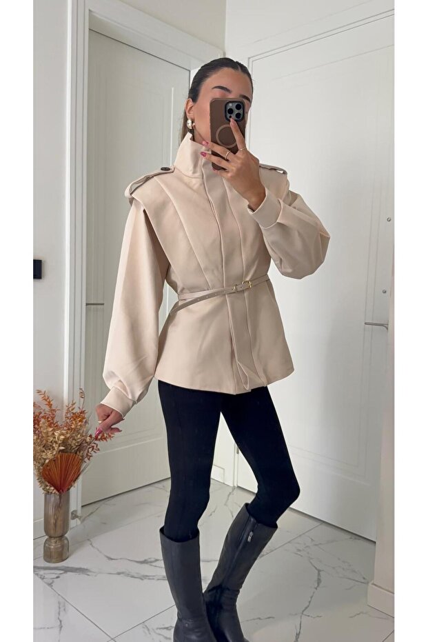 سترة بتصميم حزام بلون الكريم - 5