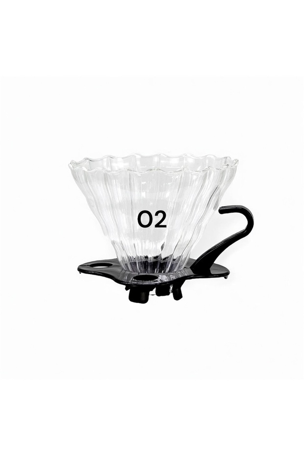 V60 Glass Dripper with Black Base 02