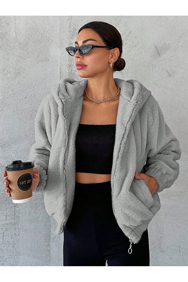 Briar Women's Light Gray Oversized Hooded Plush Jacket