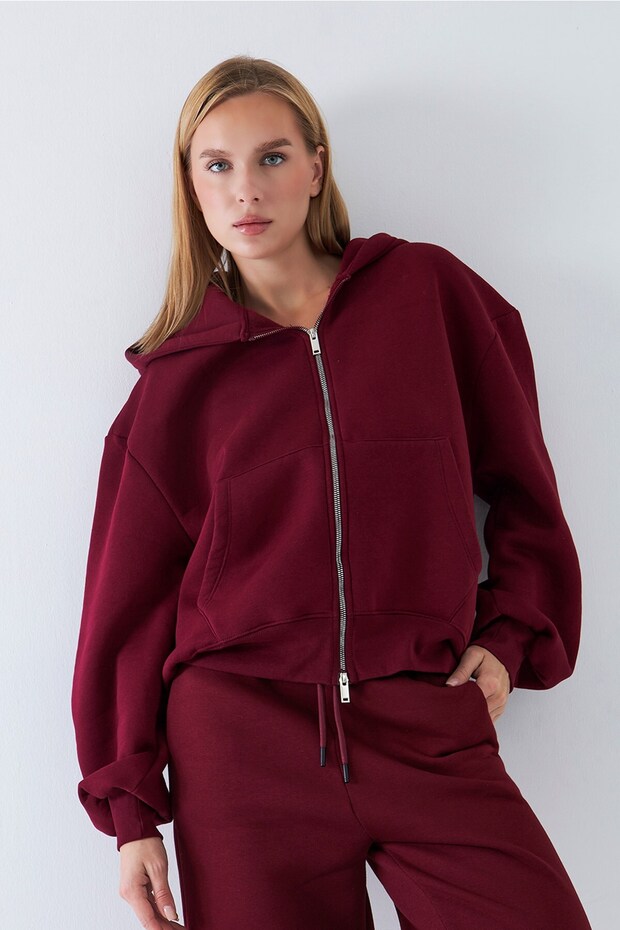 Women's Oversized Zip Hoodie Burgundy – Zippered, Hooded , Kangru Pocket, 3 Thread Ş Fleece-Lined Fleece