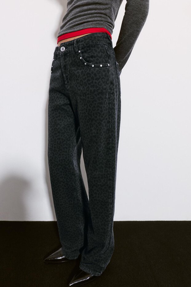 Leopar desenli zımbalı jean - 5