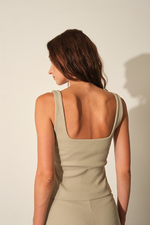 Önü Düğmeli Bluz - 4