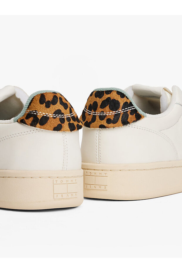ARCHIVE '98 LEOPARD - 6