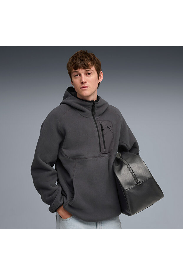 تي شيرت رمادي للرجال من Tech Half Zip