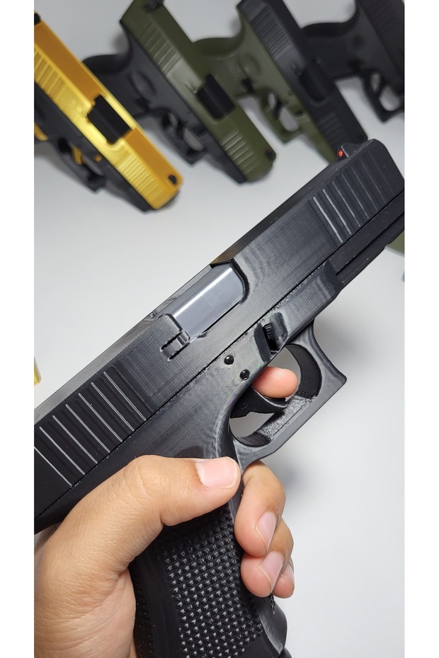 Glock 17 Oyuncak Maket 3D Baskı - 7