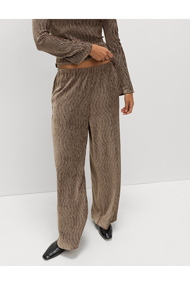 Geniş Paça Pantolon - 1