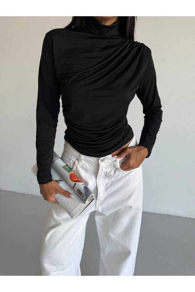 Turtleneck Gathered Sandy Fabric Blouse