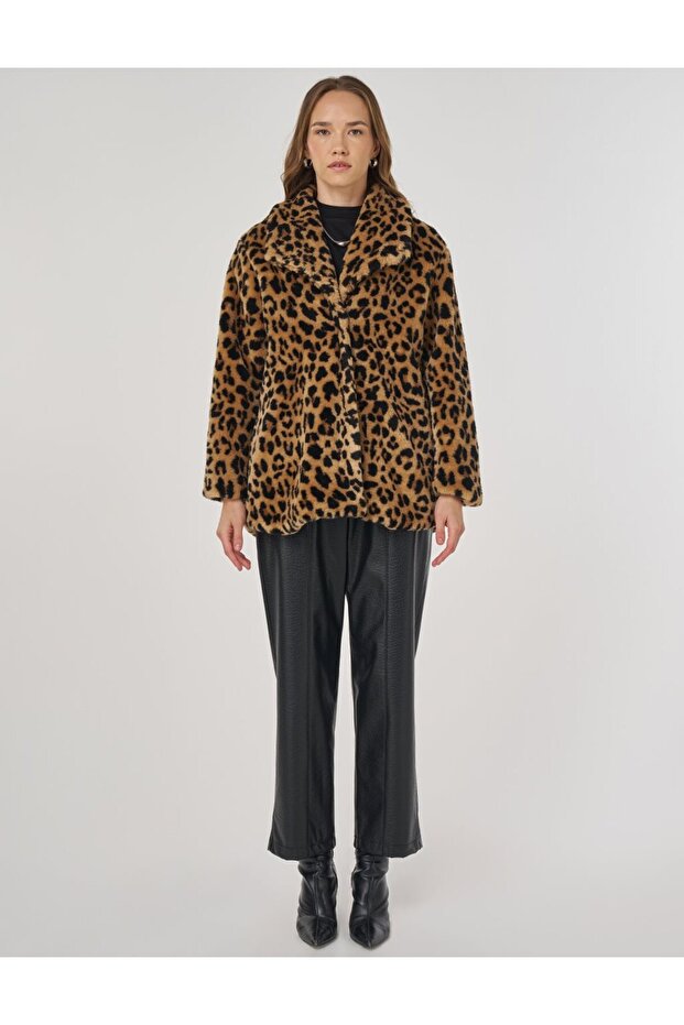 Leopard Pattern Plush Coat Beige - 3