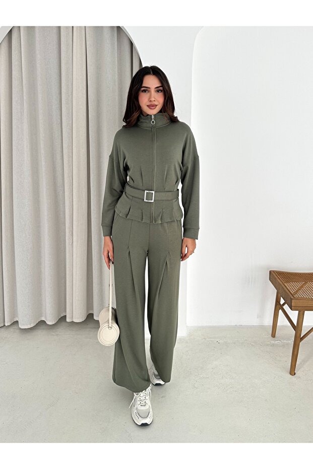 Women's Waist-Belted Modal Tracksuit Set with Zippered Pockets Model