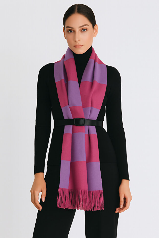 Checkered Patterned Soft Textured Acrylic Winter Scarf.