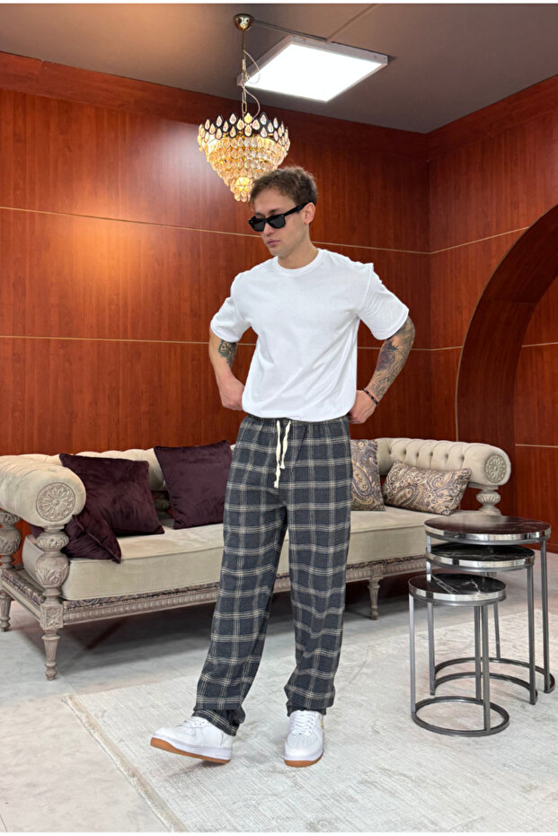 بيجامة منقوشة - 2