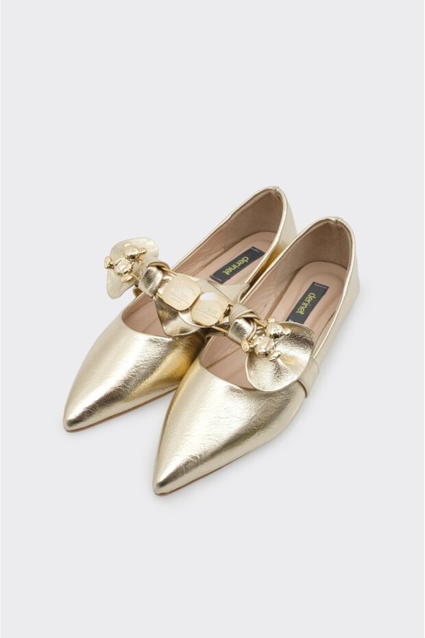 Tokalı Kadın Babet - 2