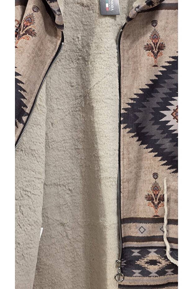 Ethnic Pattern Inside Plush Coat - 5