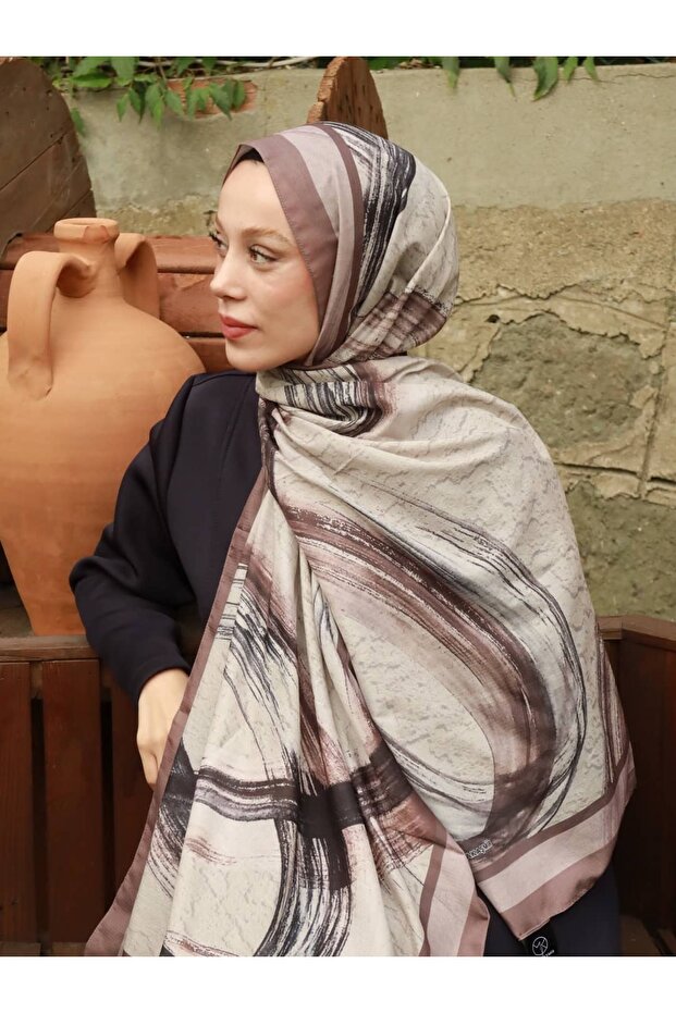 شال ميدسيزار بنمط لينا