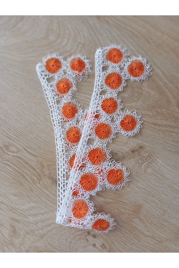 Needlepointed Towel Edge