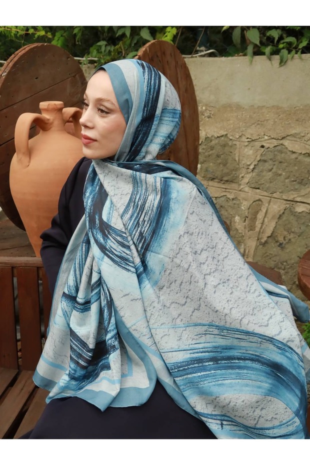 شال ميدسيزار بنمط لينا