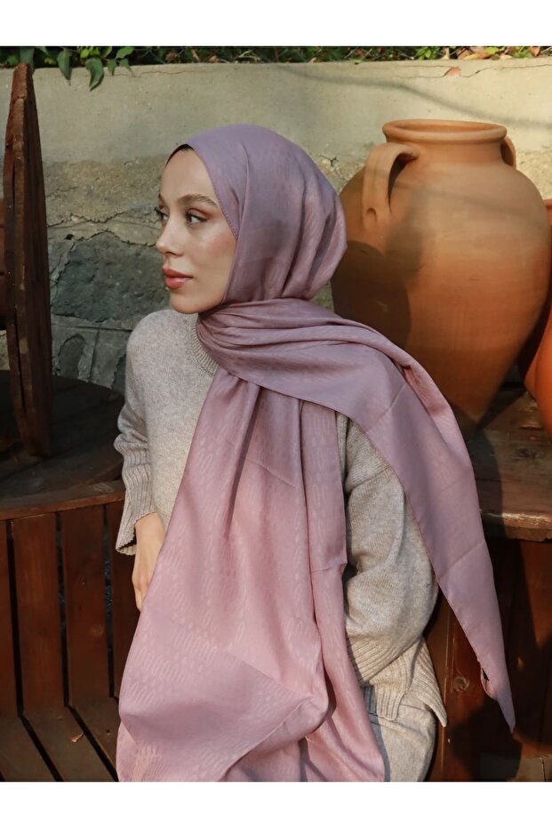 شال جاكار حريري بنمط فيسم - 1