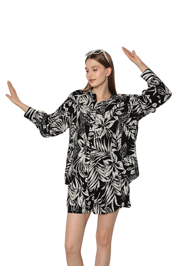 Shorts Set with Top and Bottom - Patterned - 2