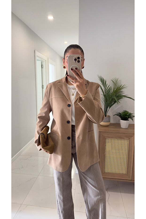 سترة من جلد الغزال بأزرار من Oswey Vizon - 3