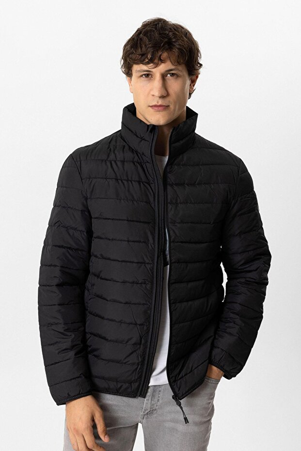 Black Regular Fit Mock Neck Puffer Inflatable Jacket
