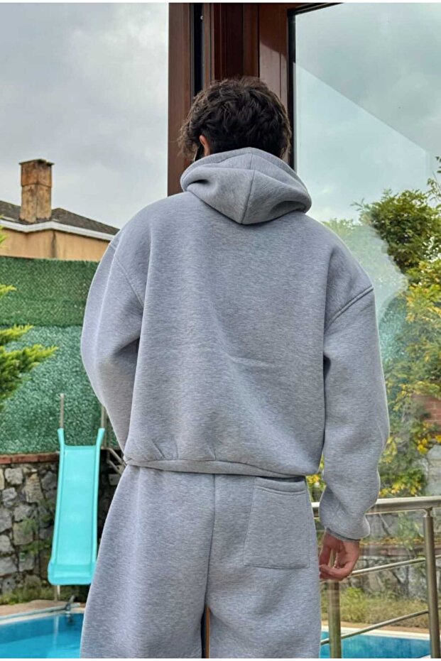 Premium Oversize Zip - 8