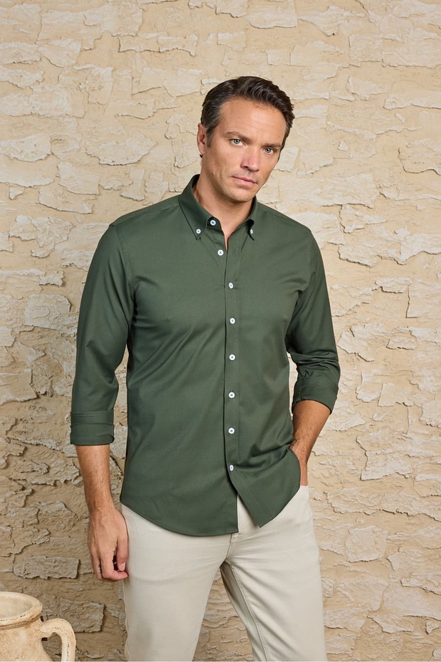 Button-Down Collar Oxford Stretch Fabric Slim Fit Men's Shirt