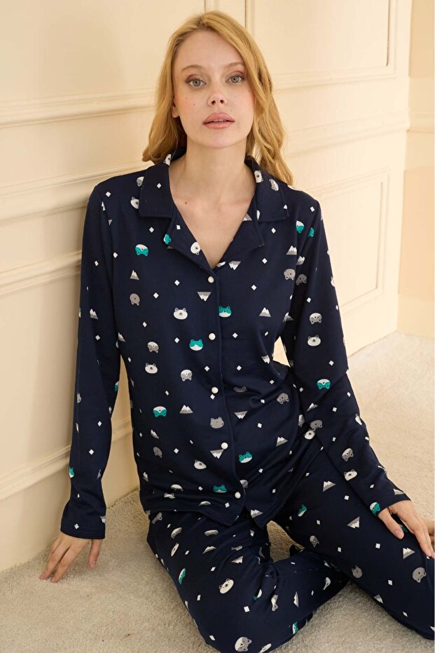 19103R556 طقم بيجامة بأزرار أمامية بنقشة القطط - 1