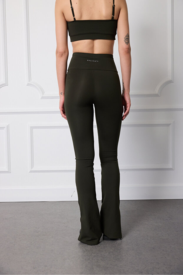 Yırtmaç Detaylı Tayt - 4