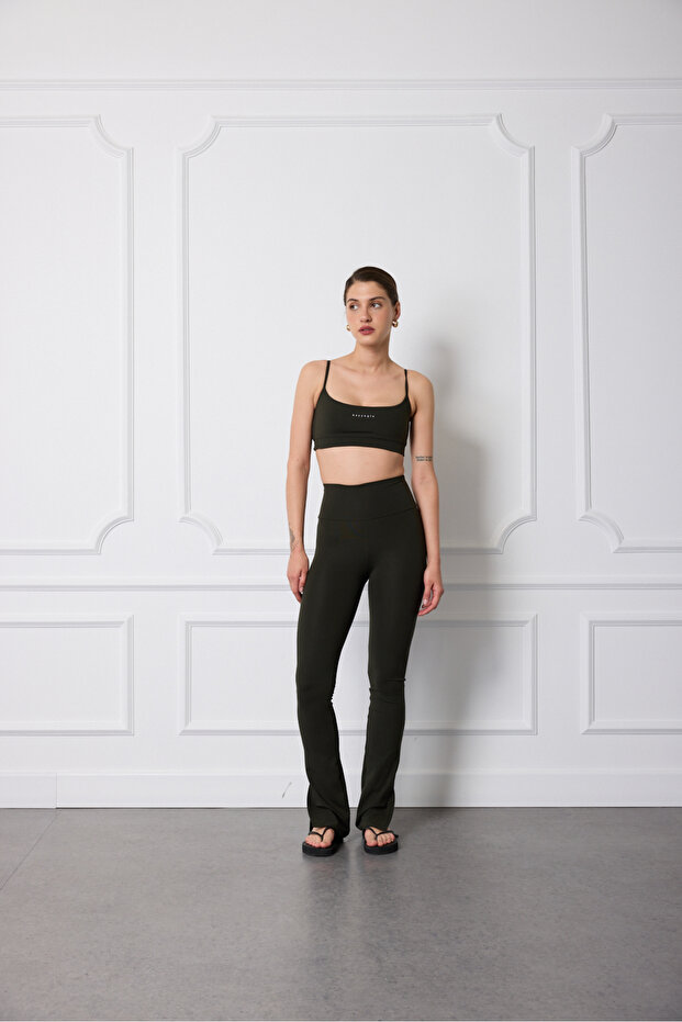 Yırtmaç Detaylı Tayt - 2