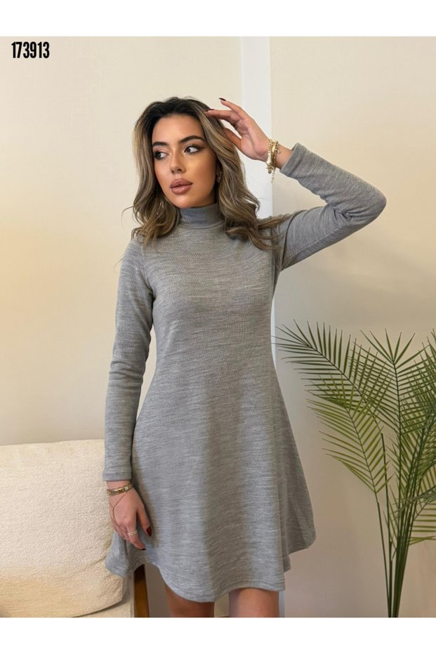 Women's Long Sleeve Loose Turtleneck Acrylic Knitwear Dress