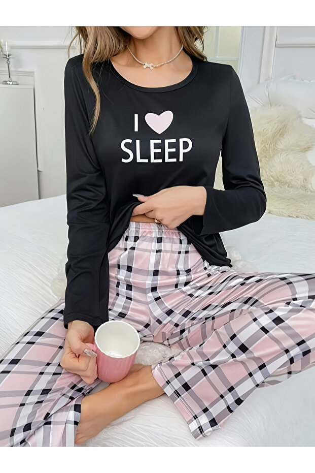Text Print T-Shirt and Checked Pyjama Set