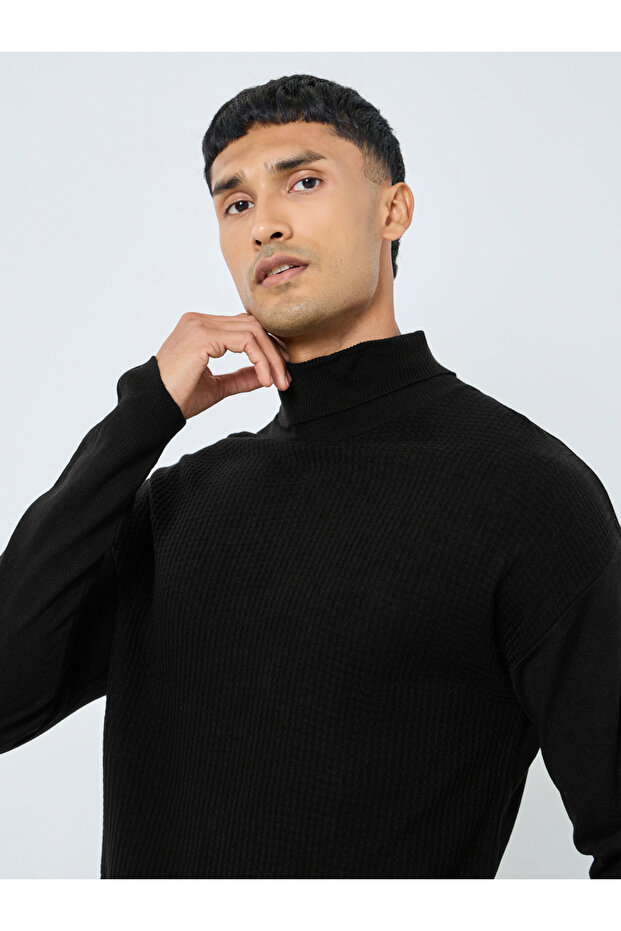 Men Black Turtleneck Sweater
