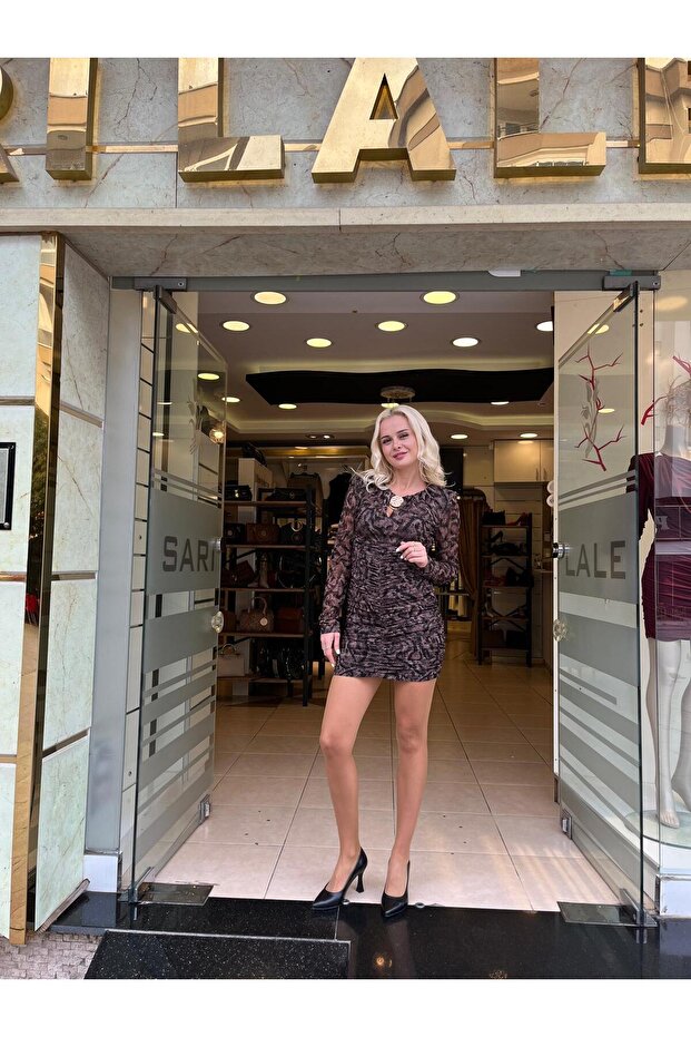 ALTIN DETAYLI MİNİ ELBİSE - 4