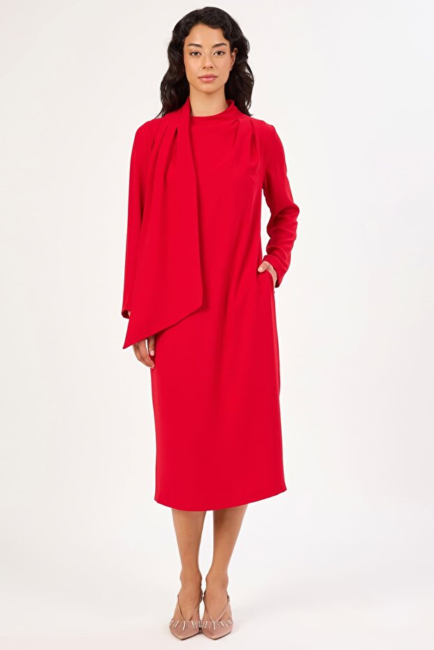 Fular detaylı midi elbise - 4