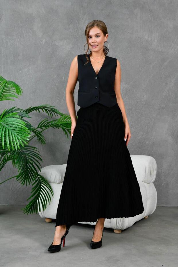 10807-Cloche Cut Flexible Knit Skirt