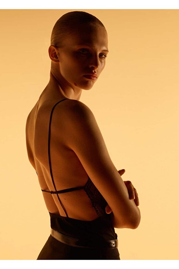 Dantel detaylı body - 4