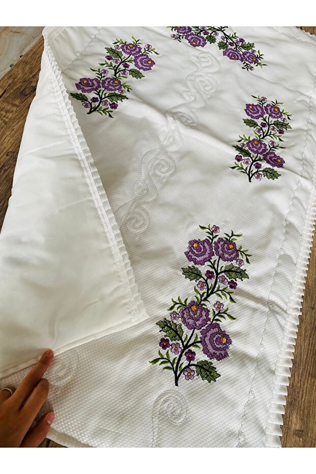 Kapitone işlemeli seccade - 3