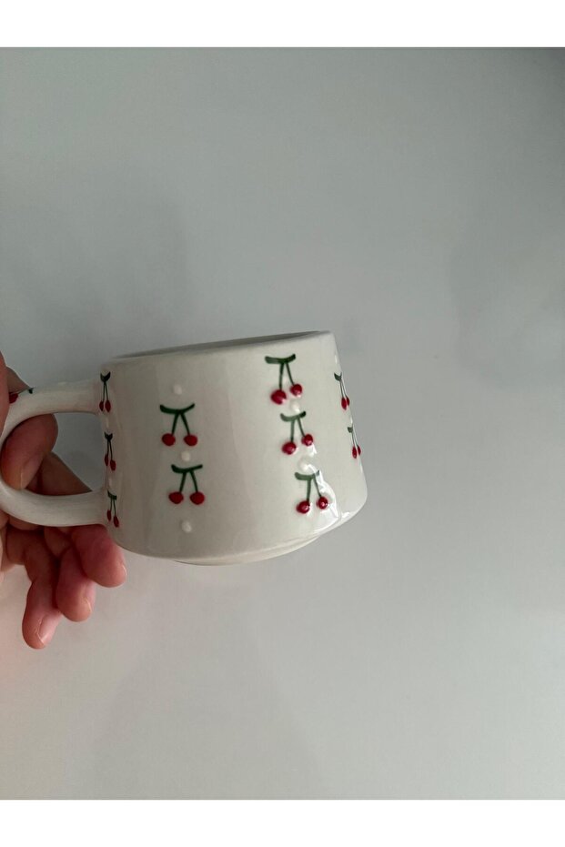 كوب قهوة سيراميك مزخرف يدويًا بتصميم الكرز - 6