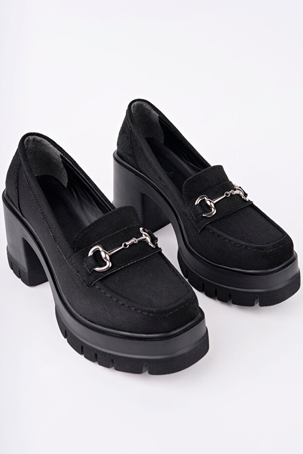 Bln-403 Thick Heel Buckle Detailed Loafer