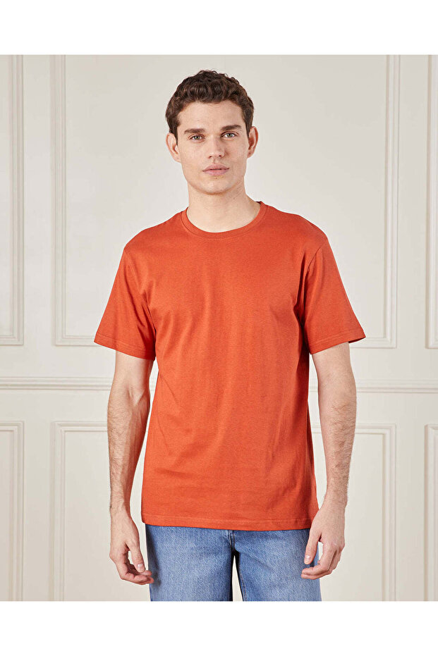 Men Orange Basic Solid T-Shirt - 1